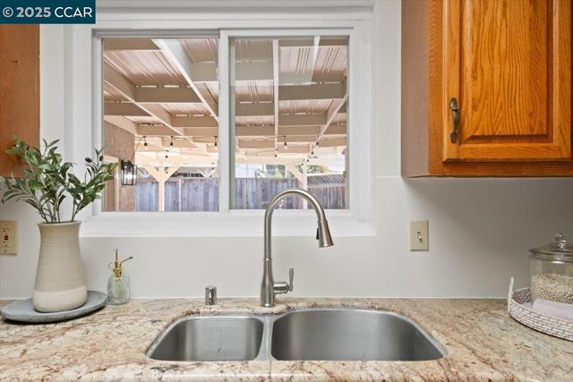 1578 Dianda Dr, Concord CA: https://media.crmls.org/mediaz/9ca5e387-1a2a-4e09-9f04-260e86e4c39a.jpg