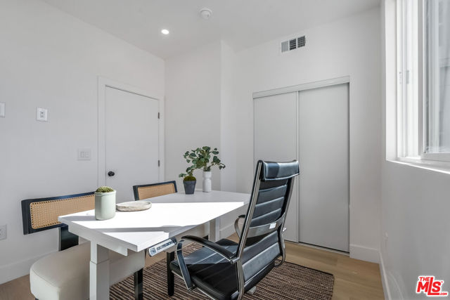 5832 David Avenue, Culver City CA: https://media.crmls.org/mediaz/9ca6385b-ebf4-42ff-a065-a8528a835994.jpg