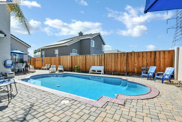 2218 Newport Ct., Discovery Bay CA: https://media.crmls.org/mediaz/9ca74cec-658a-4696-9740-00c10df21084.jpg