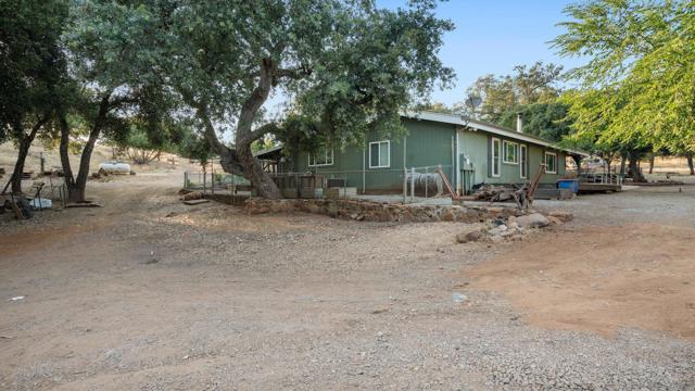 Image 11 of 24 For 25218 Black Canyon Rd