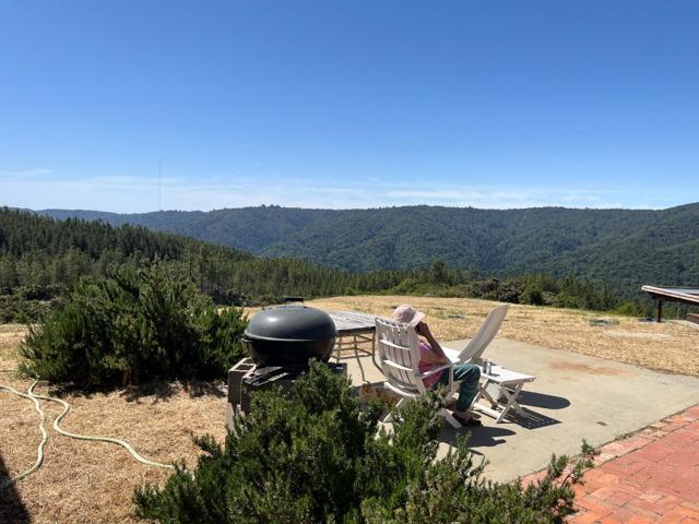 28750 Loma Chiquita Road, Los Gatos CA: https://media.crmls.org/mediaz/9ca784c4-0335-4945-942c-64502a3f4677.jpg