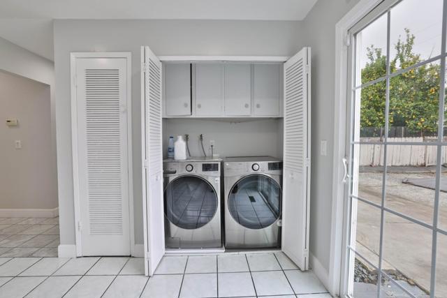 175 Page Mill Drive, San Jose CA: https://media.crmls.org/mediaz/9ca8b616-2b1a-4023-9afa-6a84a35b7d99.jpg