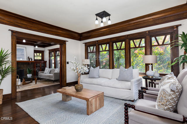 Detail Gallery Image 12 of 60 For 1361 Ridge Way, Pasadena,  CA 91106 - 5 Beds | 4/2 Baths