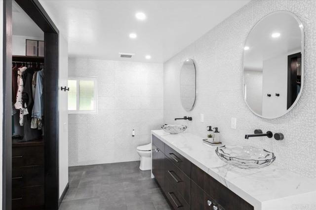 Detail Gallery Image 24 of 47 For 524 Morningside Dr, Vista,  CA 92084 - 3 Beds | 2 Baths