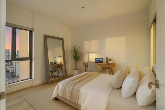 575 6th Ave, San Diego CA: https://media.crmls.org/mediaz/9ca9ecd8-abcf-45e2-b302-82118e5ef7f0.jpg