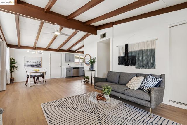 2590 Kavanagh Rd, San Pablo CA: https://media.crmls.org/mediaz/9cab1145-f083-4dc4-80c8-1588b232dcd6.jpg