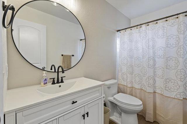 819 Cumberland Drive, Gilroy CA: https://media.crmls.org/mediaz/9cab4f2f-e403-46c8-a689-9881e5429a22.jpg