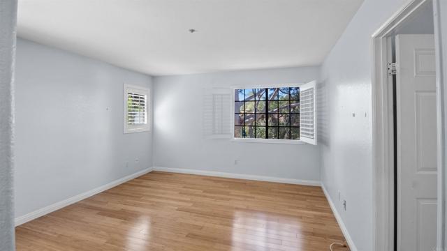 190 Bautista Court, Oceanside CA: https://media.crmls.org/mediaz/9cabddb8-f52f-44e3-8332-db812a44aea3.jpg