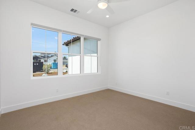 1212 Stonemark Place, Vista CA: https://media.crmls.org/mediaz/9cabdee1-d120-4eef-b954-7bca7f9bdc78.jpg