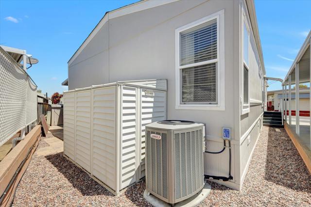 Detail Gallery Image 26 of 26 For 168 Roadrunner Ln, Oceanside,  CA 92057 - 2 Beds | 2 Baths