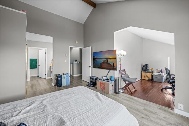 8451 Via Mallorca Unit 31, La Jolla CA: https://media.crmls.org/mediaz/9caccb0b-a39c-4616-9efd-9158a5c00442.jpg