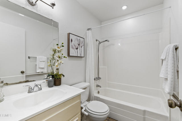 Detail Gallery Image 16 of 26 For 13151 Rose St, Cerritos,  CA 90703 - 3 Beds | 2 Baths