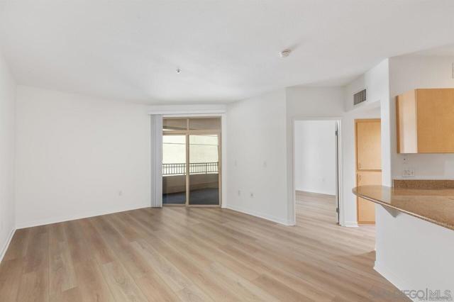 Image 11 of 33 For 1501 Front St  429