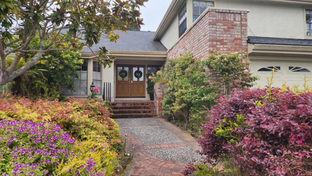 443 Burning Tree Court