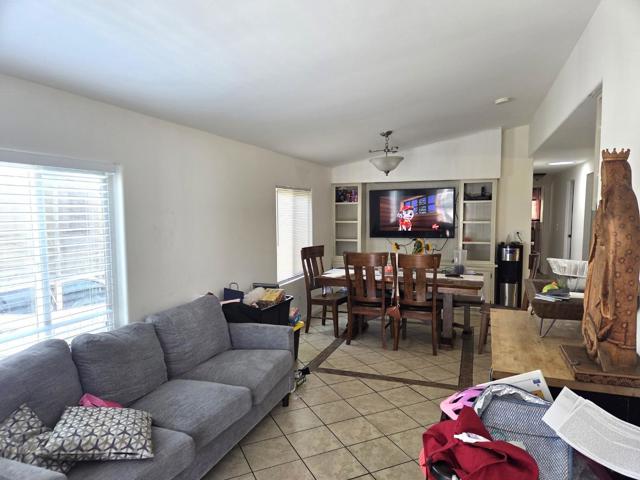 766 Spindrift, San Jose CA: https://media.crmls.org/mediaz/9cadd68c-c5e6-4898-a470-2b2cc8a2edce.jpg