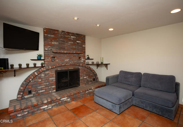 Drew Fenton | 548 Live Oak Circle Drive Calabasas CA | MLS: 7311112