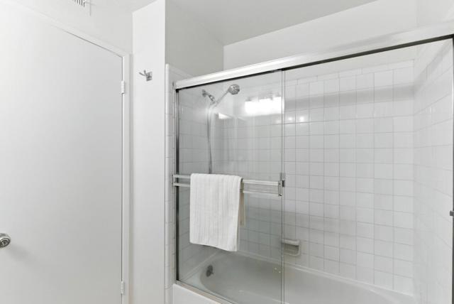 1001 E Evelyn Terrace, Sunnyvale CA: https://media.crmls.org/mediaz/9caeff07-9ac6-492b-abb2-aab128e17217.jpg