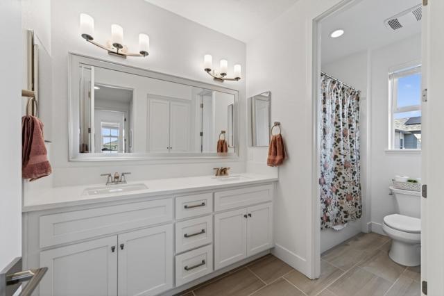 239 Bungalow Court, Marina CA: https://media.crmls.org/mediaz/9caf82a6-dd92-4523-b9e2-3d50a9bf91c1.jpg