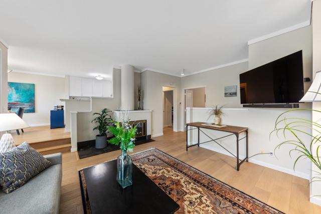 100 Lucky Drive, Corte Madera CA: https://media.crmls.org/mediaz/9cb04219-728b-4744-bdf9-52164a7ff233.jpg