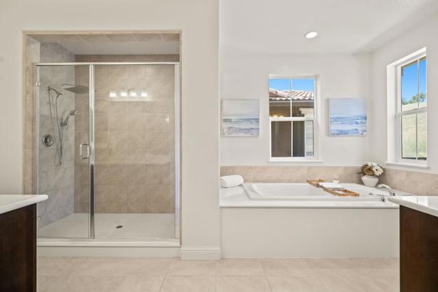 29732 Cantera Drive, Hayward CA: https://media.crmls.org/mediaz/9cb06274-2a57-4810-9d51-320f785c9938.jpg