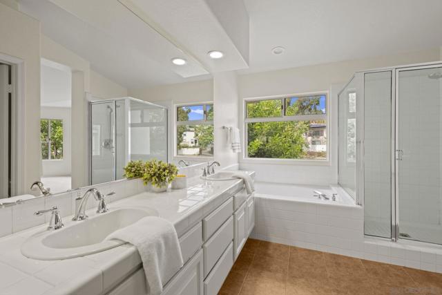 12518 Cavallo St, San Diego CA: https://media.crmls.org/mediaz/9cb0bbaf-d9bc-4bfb-8717-46e874ef9592.jpg