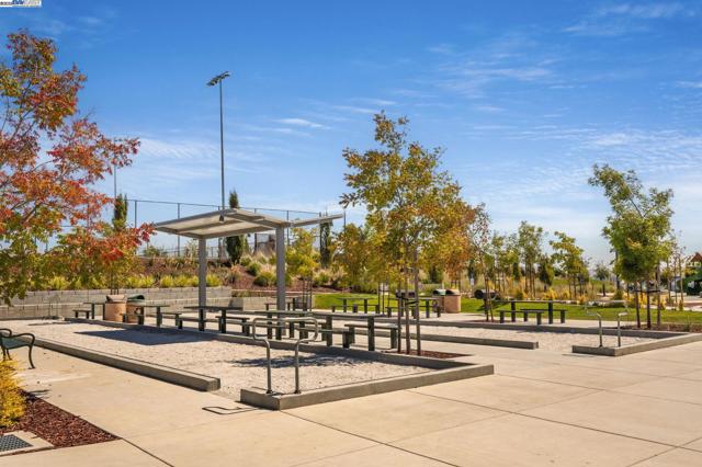 1002 Mary Beth Ter, San Ramon CA: https://media.crmls.org/mediaz/9cb0e04a-8fa9-4347-8b87-8f3fd75f8190.jpg