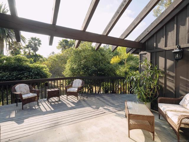 6009 Mimulus, Rancho Santa Fe CA: https://media.crmls.org/mediaz/9cb1af55-03cc-4922-9d99-0156320deb26.jpg