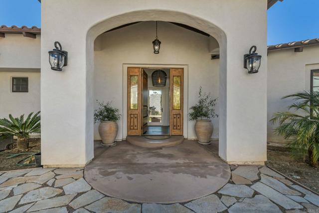 Detail Gallery Image 4 of 50 For 3369 Dehesa Rd, El Cajon,  CA 92019 - 4 Beds | 3/1 Baths