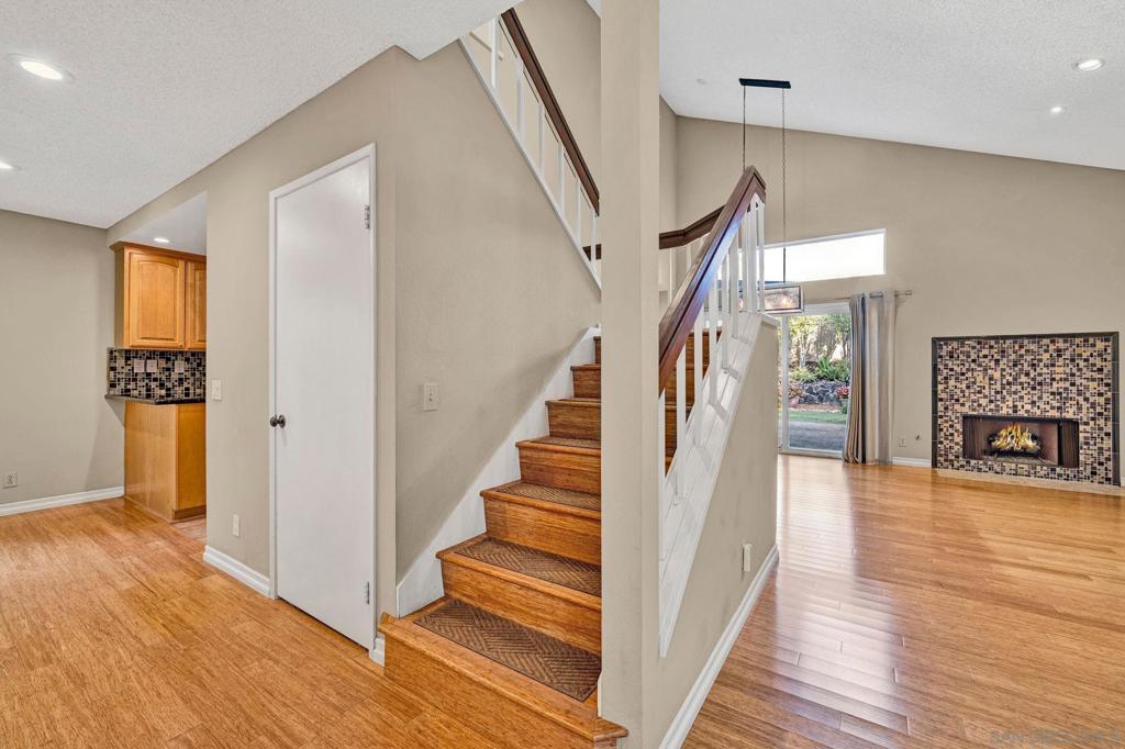 MLS #250041383SD image #5