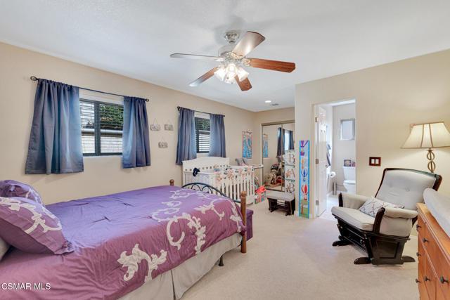 4542 Skidmore Court, Moorpark CA: https://media.crmls.org/mediaz/9cb45b0a-2a17-4117-a60e-13a68803501f.jpg