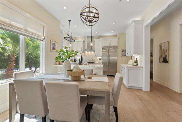 900 Roble Avenue, Menlo Park CA: https://media.crmls.org/mediaz/9cb45fc4-c8ed-4a79-bbab-b4e5b3db00f0.jpg