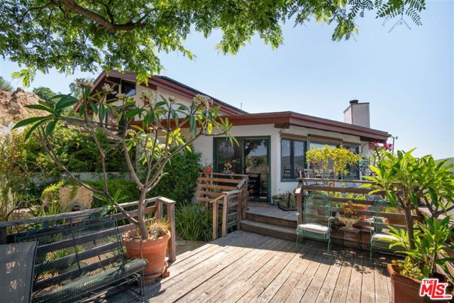 2733 Halsey Road, Topanga, California 90290, 3 Bedrooms Bedrooms, ,2 BathroomsBathrooms,Single Family Residence,For Sale,Halsey,24427087