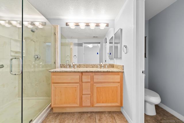 301 W G St, San Diego CA: https://media.crmls.org/mediaz/9cb724e1-c111-48eb-9d33-0231fe28d2f8.jpg
