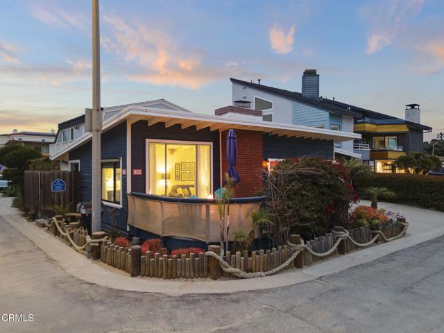 3500 Ocean Drive, Oxnard CA: https://media.crmls.org/mediaz/9cb86cc8-afea-45d8-8e48-ceeb8399919a.jpg