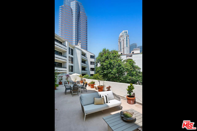 2102 Century Park Lane, Los Angeles CA: https://media.crmls.org/mediaz/9cb90f85-a0d5-491d-a154-4fedd7784f7e.jpg