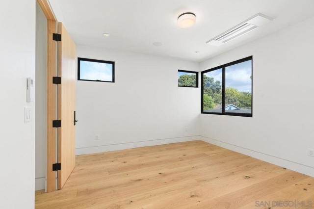 7431 Draper, La Jolla CA: https://media.crmls.org/mediaz/9cb9bc78-f187-4e54-9065-0cdfc5177e11.jpg