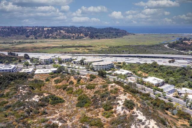 3811 Via Del Mar, San Diego CA: https://media.crmls.org/mediaz/9cbc7261-7a76-4f28-b681-8f18ce5c1d23.jpg