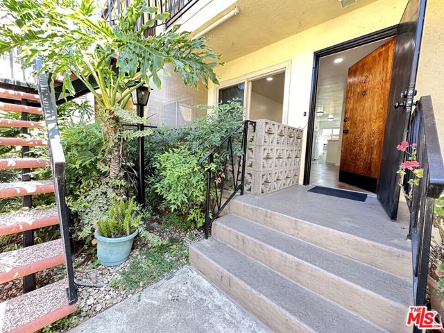 Image 2 for 3157 Perlita Ave, Los Angeles, CA 90039