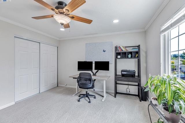 502 Cartagena Ln, San Ramon CA: https://media.crmls.org/mediaz/9cbdf567-4d50-4ff1-90d7-ef03ff833cca.jpg