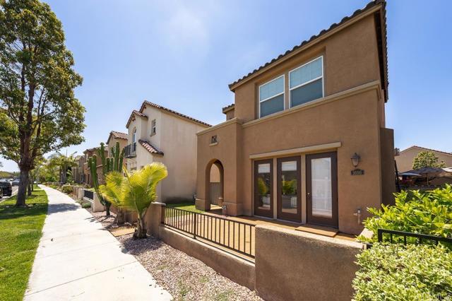 Detail Gallery Image 8 of 51 For 1686 Pember Ave, Chula Vista,  CA 91913 - 4 Beds | 3/1 Baths