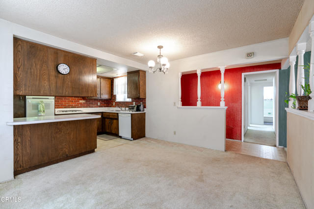 19385 baelen Street, Rowland Heights CA: https://media.crmls.org/mediaz/9cbe46fd-4d4f-4359-a44e-8fbf08c7e461.jpg