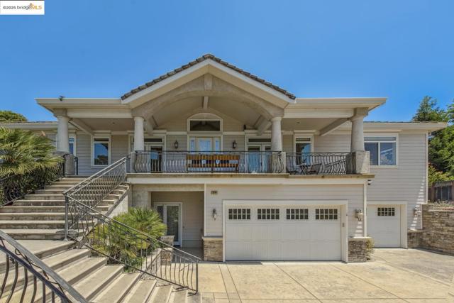 3244 Ridgeview PL, Hayward CA: https://media.crmls.org/mediaz/9cbe505b-affc-4ad1-bcf9-422d3aa60c45.jpg