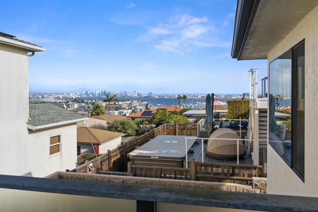 1307 Clove St, San Diego CA: https://media.crmls.org/mediaz/9cbf1a06-7c1d-4b96-afec-de121119670e.jpg