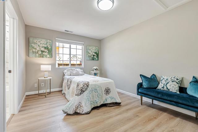 1111 Stonington Ave, San Pablo CA: https://media.crmls.org/mediaz/9cbf3b2b-7e35-4e30-a75a-110fbc582ff4.jpg
