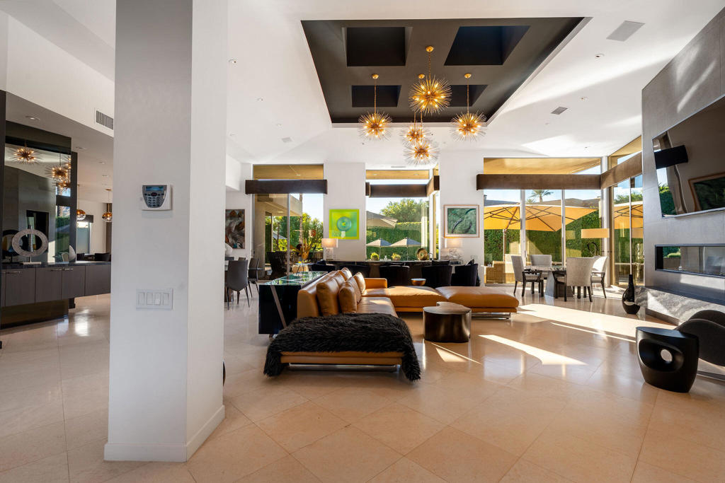 MLS #219139292DA image #4