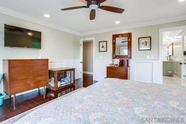 2293 Alta Vista Drive, Vista CA: https://media.crmls.org/mediaz/9cbff21c-b611-40d5-a2b9-2496ce8df96e.jpg