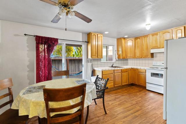 306 Beech Street, Redwood City CA: https://media.crmls.org/mediaz/9cc010ee-4337-411e-a1cc-bac703353b17.jpg
