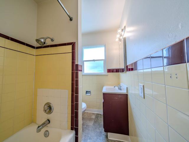 108 W Cliff Drive, Santa Cruz CA: https://media.crmls.org/mediaz/9cc07969-ed26-4581-8079-f94ab621cde3.jpg
