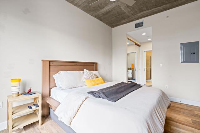 Detail Gallery Image 16 of 41 For 3740 Park Bld #209,  San Diego,  CA 92103 - 2 Beds | 2 Baths