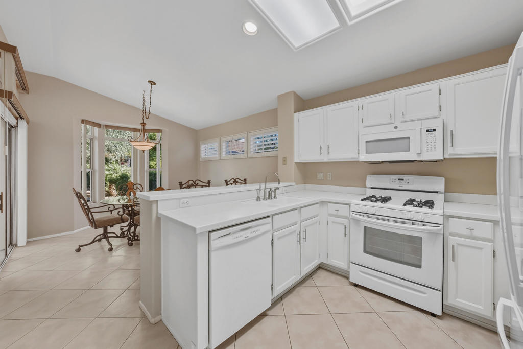 MLS #219136902DA image #13